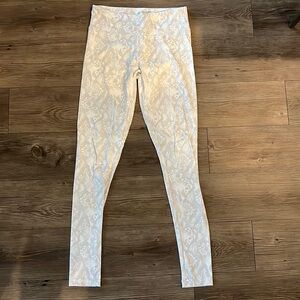 White and grey snakeskin print leggings